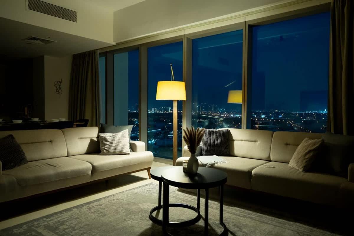 New Stunning 4 Bedroom Burj Khalifa View Dubai