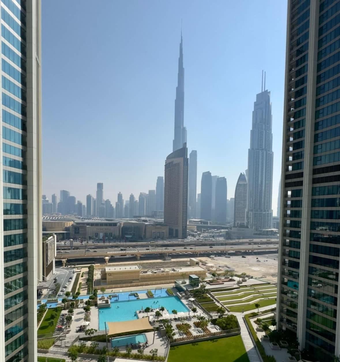Apartment New Stunning 4 Bedroom Burj Khalifa View *